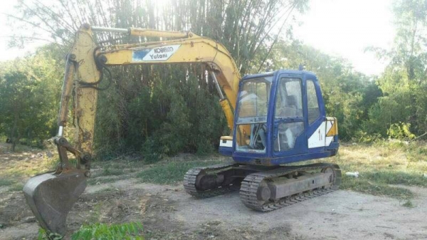 ขายรถแบคโฮ KOBELCO sk60-3พร้อมใช้ราคาถูก 425,000
