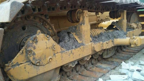 ขายรถแทรคเตอร์ CAT D5D ตีนเป็ดรถสวยพร้อมใช้ราคา 450,000 ขายรถแทรคเตอร์ CAT D5D ตีนเป็ดรถสวยพร้อมใช้ราคา 450,000