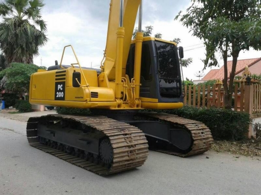 ขายรถแบคโฮบูมยาว KOMATSU pc200-6ไฟฟ้า เอกสารเล่มทะเบียนราคา1,550,000 ขายรถแบคโฮบูมยาว KOMATSU pc200-6ไฟฟ้า เอกสารเล่มทะเบียนราคา1,550,000