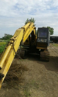 ขายรถแบคโฮ KOMATSU pc120-2 รถพร้อมใช้ราคา300,000