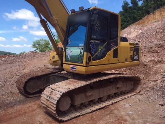 ขายรถแบคโฮ KOMATSU PC200-8 ปี2010 ทำงาน8,147ชั่วโมง สนใจโทร 081-970-1072 ขายรถแบคโฮ KOMATSU PC200-8 ปี2010 ทำงาน8,147ชั่วโมง สนใจโทร 081-970-1072