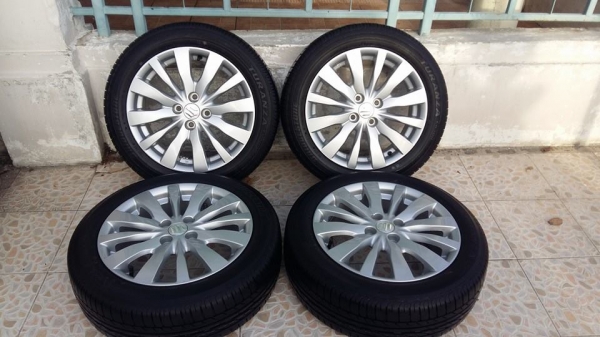 ขายล้อแม็กป้ายแดง Suzuki swift 16" พร้อมยางปี15 สนใจติดต่อเล็กคลองสามครับ 081-3747940 ขายล้อแม็กป้ายแดง Suzuki swift 16" พร้อมยางปี15 สนใจติดต่อเล็กคลองสามครับ 081-3747940