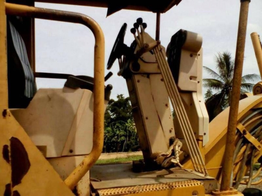 ขายเกรด CAT 140Hเอกสารเล่มทะเบียน พร้อมใช้งาน ราคา2,900,000