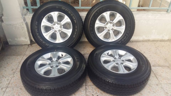 ขายล้อแม็ก np300 navara calibre 16" ยางปี 14 สนใจติดต่อเล็กคลองสามครับ 081-3747940 ขายล้อแม็ก np300 navara calibre 16" ยางปี 14 สนใจติดต่อเล็กคลองสามครับ 081-3747940