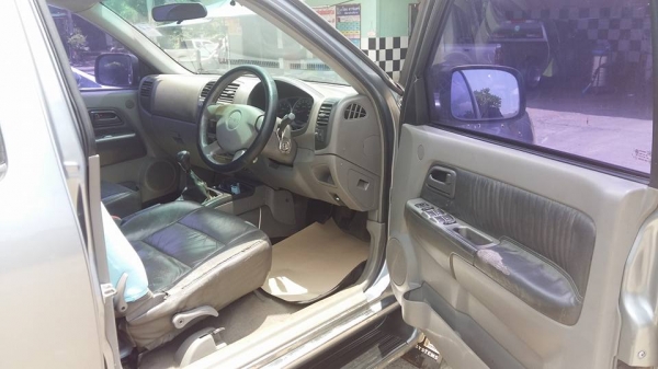 ลดแล้วคับเหลือ199000บ.แล้วคับ//ขายดีแมกปี2003/4&times;4/โฟรวิล/รถชื่อผมเองคับรถชิ้นงานเดิมๆมีเคยเก็บสีมาบาง.บางชิ้นเครื่องดีมาก(รถเปลื่ยนป้ัมสายแล้ว)