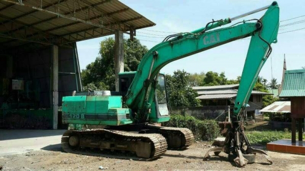ขายแบคโฮมือขยุ้มเหล็ก CAT E120B รถสวยพร้อมใช้ราคา 500,000