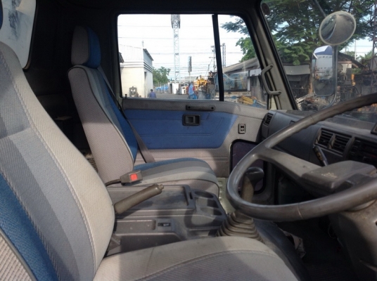 ขาย รถโม่ HINO FC โม่ 2.5Q ขาย รถโม่ HINO FC โม่ 2.5Q