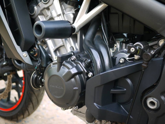 ขาย Honda CB650F ปี 2014 รถศูนย์พร้อมทะเบียนแท้ สภาพใหม่กริ๊ป ขาย Honda CB650F ปี 2014 รถศูนย์พร้อมทะเบียนแท้ สภาพใหม่กริ๊ป