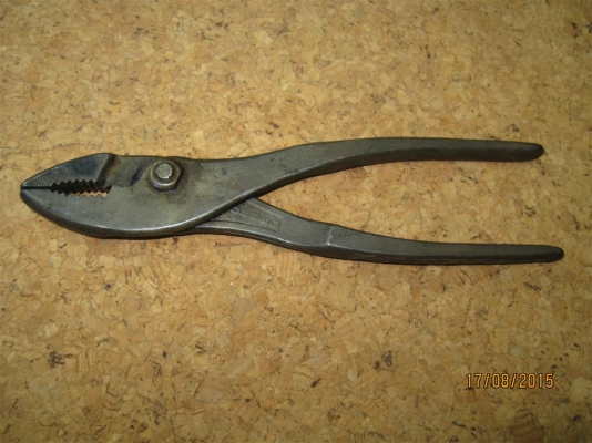 คีมปากขยาย BACALO-BUFFALO U.S.A.