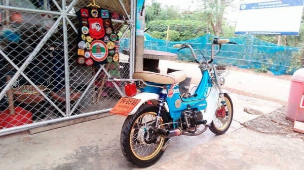 ขายรถชาลี สภาพดี เครื่องดี ยางดี พร้อมวิ่ง ติดต่อ 088-1088665