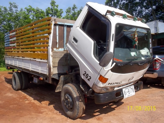 ขาย6ล้อฮีโน่KM310 เครื่อง 6สูบ 110 แรง เอกสารพร้อมโอน ขาย6ล้อฮีโน่KM310 เครื่อง 6สูบ 110 แรง เอกสารพร้อมโอน