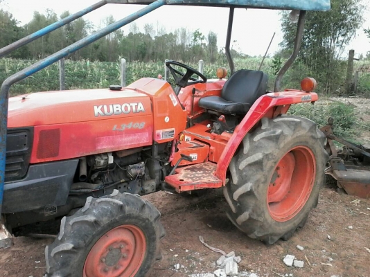 ขาย KUBOTA 35 แรง สภาพดี พร้อมใช้งาน มีเล่มทะเบียน มีผาน4