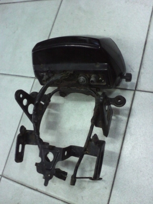 ขาเหล็กยึดไฟหน้า+หัวไมล์ ฮอนด้า วิง