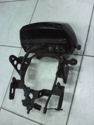 ขาเหล็กยึดไฟหน้า+หัวไมล์ ฮอนด้า วิง