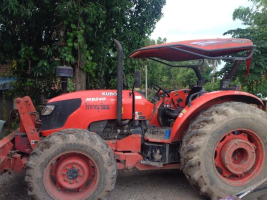 ขายด่วนครับ KUBOTA  M9540 รถมือเดียว เครื่องแน่นไม่มีเยื้มครับ