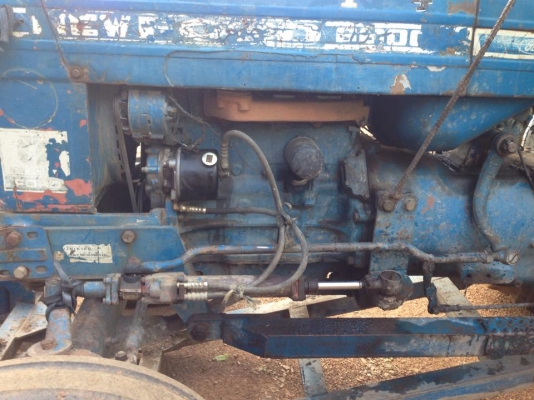 ขายด่วนครับ FORD 7700 ใบดันหน้า CMT พร้อมผานพรวน รถบ้านครับ