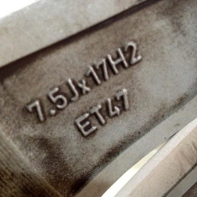 -----ขายแล้ว------ล้อแม็กซ์ BENZ 17 นิ้ว