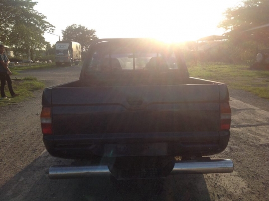 มิตซู L200 4ประตู มิตซู L200 4ประตู