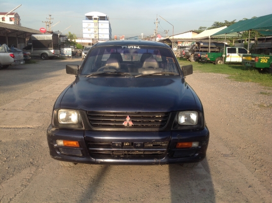 มิตซู L200 4ประตู