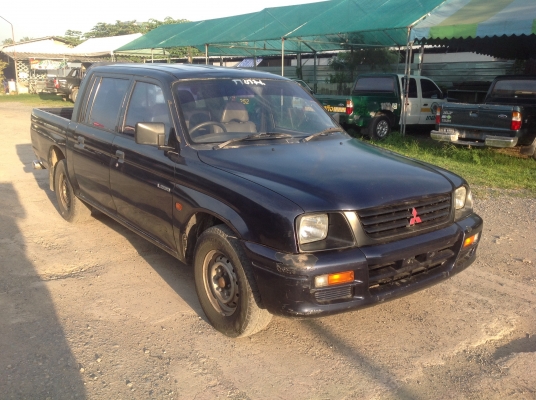 มิตซู L200 4ประตู มิตซู L200 4ประตู