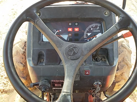 L4508Di รถสภาพดีสีเดิมเล่มทะเบียนพร้อมครับ