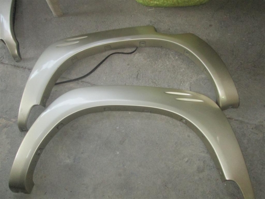 ขายคิ้วล้อฟรอนเทียร์ตัวสุดท้ายyd25ติดรถมาจากศนูย์