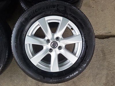 ขายล้อแม็กNISSAN ALMERA VL(รุ่นTOP)ยางปี 3513  4 ล้อ