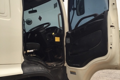 10ล้อดั้ม HINO MEGA 500-330ปี54 วิ่ง133637ก.ม รถวิ่งงานอยู่
