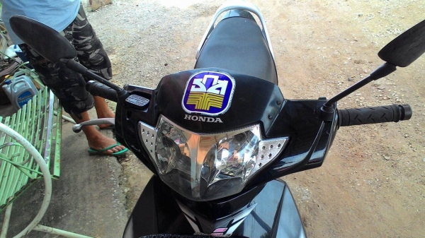 ขายรถจักรยานยนต์ อดีต รถ ธกส.ยี่ห้อ  ฮอนด้า เวฟ 125i