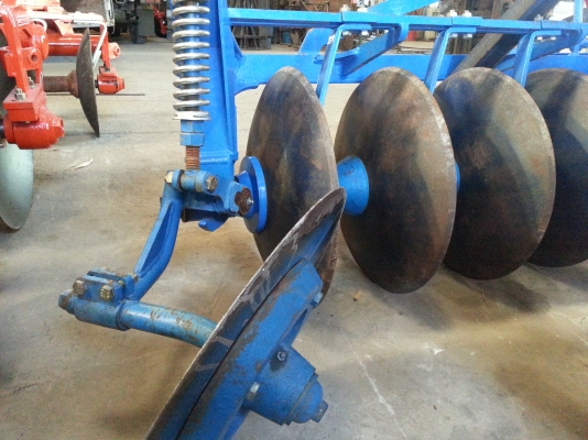 ผานพรวน 6 * 22   สภาพดี ไถดี ติดต่อ 081-7807317