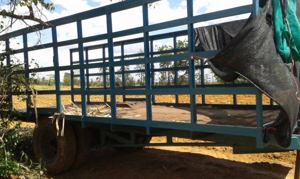 ขายพ่วงลากอ้อย