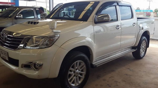 ขายกระวีโก้แชมป์ ปี57 2.5วิ่งน้อย4หมื่น กม. สภาพเดิมสวย หน้าเดิม เครื่องดี สภาพสวยพร้อมใช้งาน ภายในครบ ขายกระวีโก้แชมป์ ปี57 2.5วิ่งน้อย4หมื่น กม. สภาพเดิมสวย หน้าเดิม เครื่องดี สภาพสวยพร้อมใช้งาน ภายในครบ