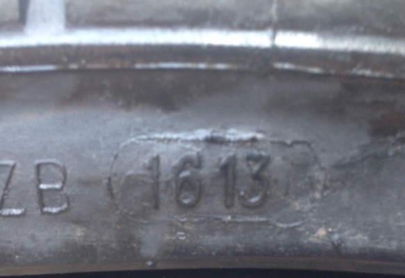 ล้อ ADV1 ขอบ 20 (ฝาครบนะครับ) 5รู114 หน้า 8.5 นิ้ว+40 หลัง 9.5 นิ้ว+40 นิ้ว พร้อมยาง 245/35/20 ปี13