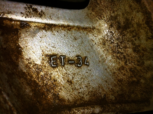 ขายล้อแม๊กขอบ 15 กว้าง8 5รู139 ET-34 ใส่คาริเบียน ขายล้อแม๊กขอบ 15 กว้าง8 5รู139 ET-34 ใส่คาริเบียน