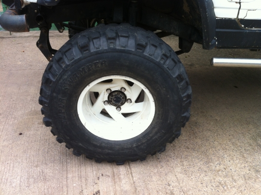 ขายล้อแม๊กขอบ 15 กว้าง8 5รู139 ET-34 ใส่คาริเบียน ขายล้อแม๊กขอบ 15 กว้าง8 5รู139 ET-34 ใส่คาริเบียน