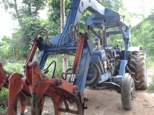 ขายรถคีบอ้อย คีบหน้าของเกษตรกลการ รถ6600 คานหน้าใหญ่