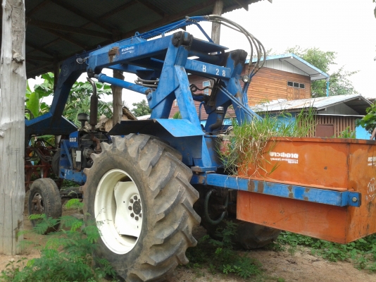 ขายรถคีบอ้อย คีบหน้าของเกษตรกลการ รถ6600 คานหน้าใหญ่