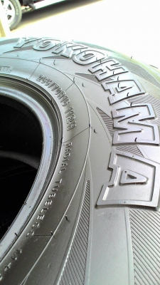 265/70R16 YOKOHAMA H/T-S มี 1 เส้น tel.081-427-3941