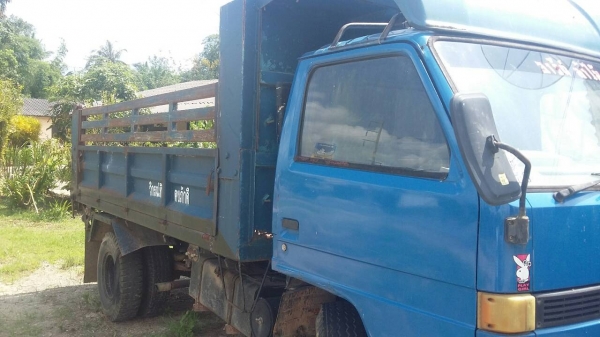 ต้องการขายรถหกล้อ115แรง