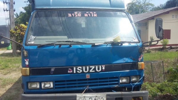 ต้องการขายรถหกล้อ115แรง