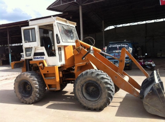 ราคาสุดท้ายขายด่วน รถตักล้อยาง KOMATSU 507 ราคาสุดท้ายขายด่วน รถตักล้อยาง KOMATSU 507