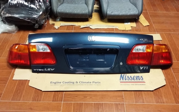 ฝาท้าย ไฟท้าย Civic EK LEV (99-00) 6,000
