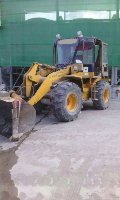 ขายรถตักล้อยาง KOMATSU WA150 เอกสารอินวอย ราคา 750000