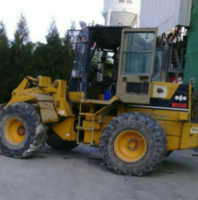 ขายรถตักล้อยาง KOMATSU WA150 เอกสารอินวอย ราคา 750000