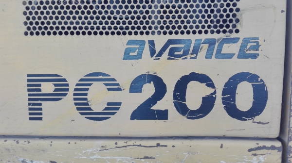 ขายแบคโฮ KOMATSU PC200 - 6 ไฟฟ้าเต็มใชัได้ดีทุกระบบ ดูรถราคาคุยกันได้ ขายแบคโฮ KOMATSU PC200 - 6 ไฟฟ้าเต็มใชัได้ดีทุกระบบ ดูรถราคาคุยกันได้