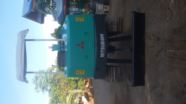 ขายรถขุดแบคโฮMITSUBISHI MS-035ขนาดPC35พร้อมลายหัวเจาะกระแทกเก่านอกแท้ญี่ปุ่นมีเอกสารแจ้งจำหน่ายโอนลอยพร้อมจด-ไม่เคยใช้งานในไทยครับ