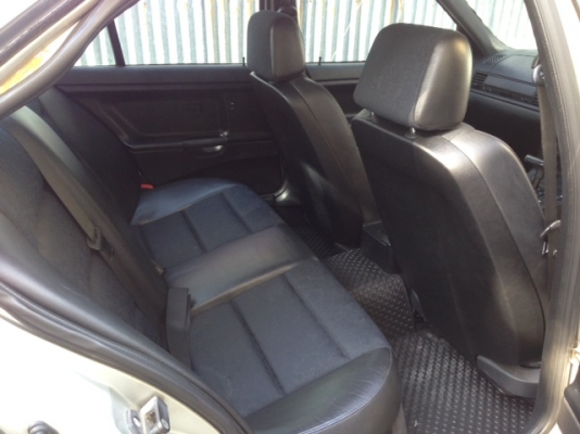 ขาย bmw 328i e36 4ประตู ไม่เคยชน รถไม่ค่อยได้ขับวิ่งน้อย