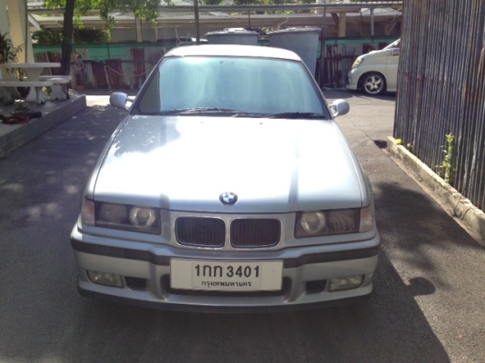 ขาย bmw 328i e36 4ประตู ไม่เคยชน รถไม่ค่อยได้ขับวิ่งน้อย