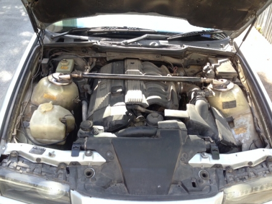 ขาย bmw 328i e36 4ประตู ไม่เคยชน รถไม่ค่อยได้ขับวิ่งน้อย