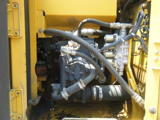 รถขุดรุ่น PC120-6E0 มือสองนำเข้าจากญี่ปุ่นแท้ สภาพดี พร้อมใช้งาน